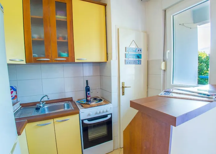 Stellar アパート モスタル