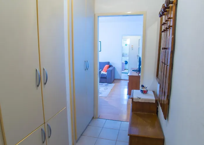 アパート Stellar モスタル