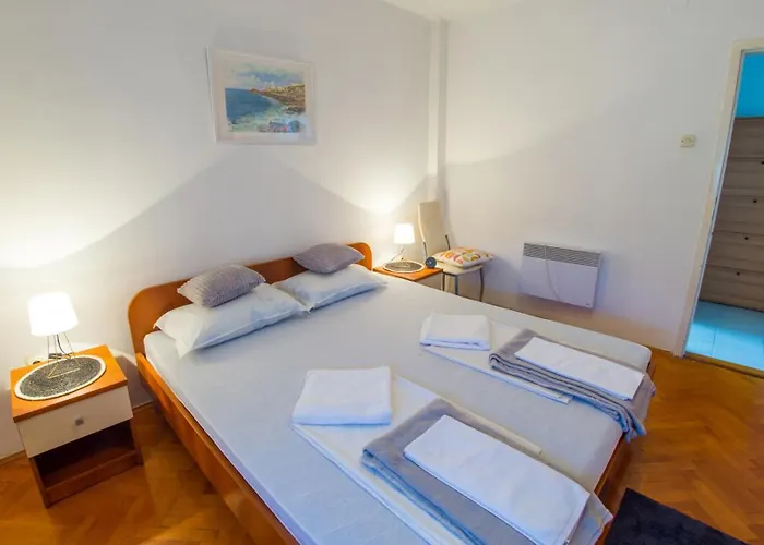 アパート Stellar モスタル